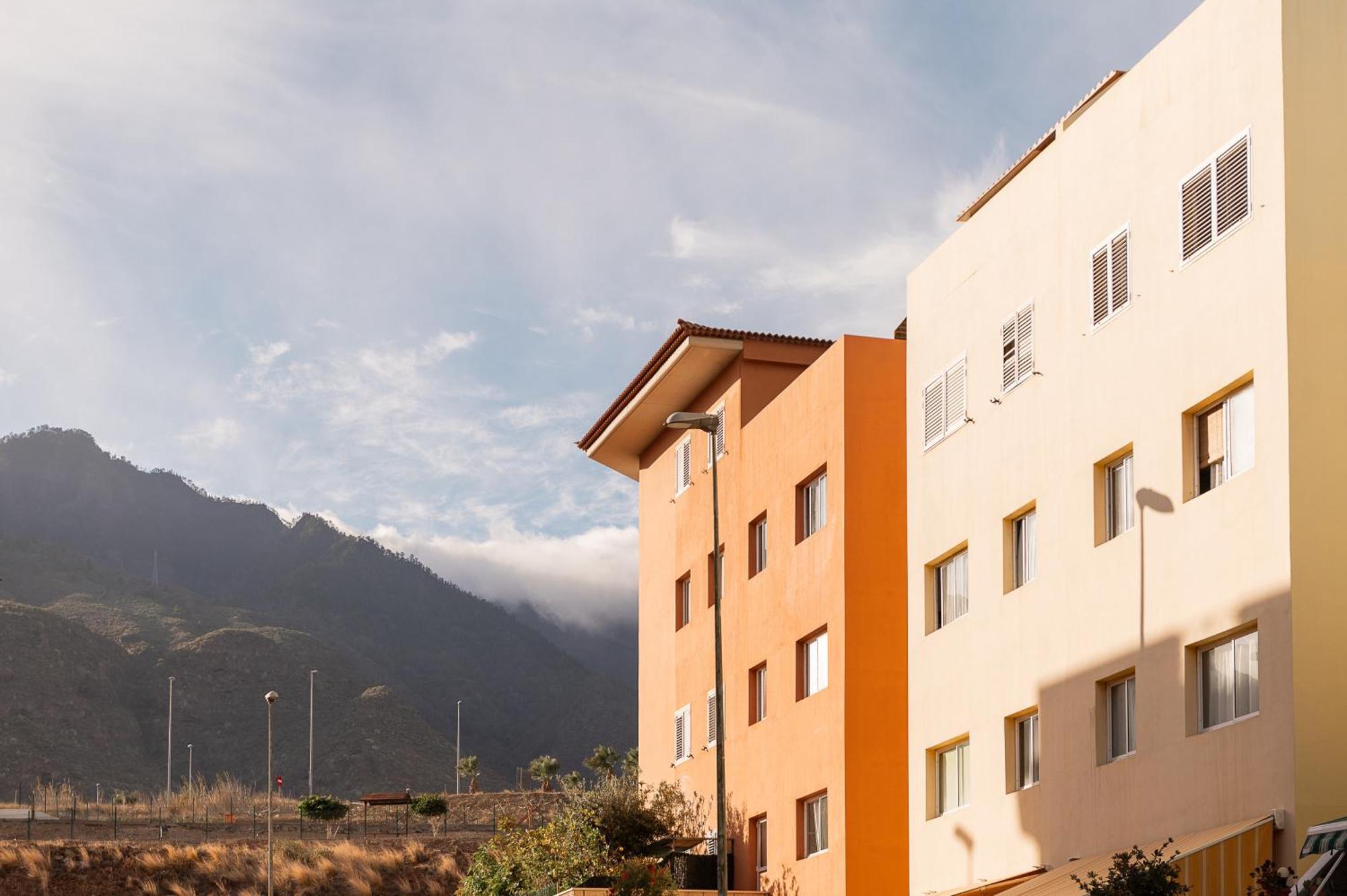 Apartamento Coqueto Con Terraza Junto A 坎德拉里亚 外观 照片